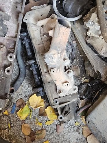 afdamabilər: Arxa, Nissan 1998, 1998 il, İşlənmiş — 10