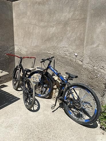 velosiped ural: - Model: Sport-Time (mavi-qara), digər velosiped qara rəngdə - Ölçü — 2