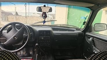 belarus mtz 80: QAZ 3110 Volga: 2.3 l | 2005 il 200000 km Sedan — 3