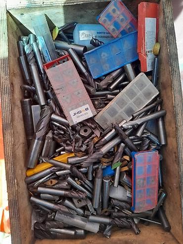 Ручные механические инструменты: Frezə və torna üçün böyük qarışıq kəsici alətlər dəsti - HSS və — 1