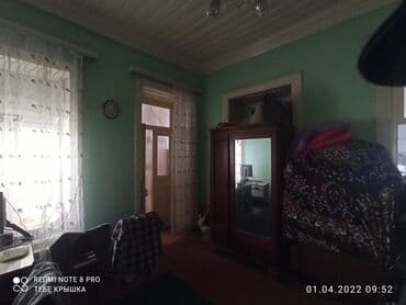 2 mərtəbəli: Balaxanı qəs. 3 otaqlı, 72 kv. m, Orta təmir — 2