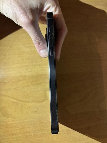 ayfon 14 dubay: IPhone 15 Pro Max, 256 GB, Qara, Face ID — 5