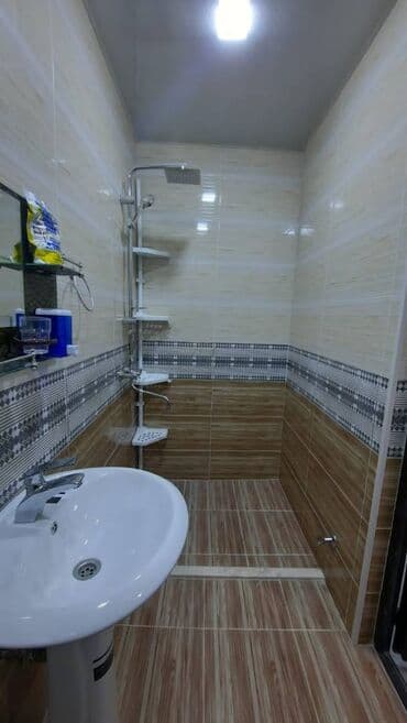 kirayə əcəmi: Əcəmi metrosunun yaxınlığında 17 mertebeli binanın 4-cu mərtəbəsində — 7