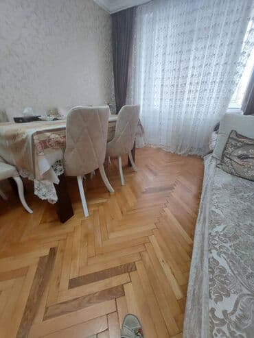 1 otaqlı kohnə tikili: Bakı, 2 otaqlı, Köhnə tikili, m. Qara Qarayev, 45 kv. m — 2