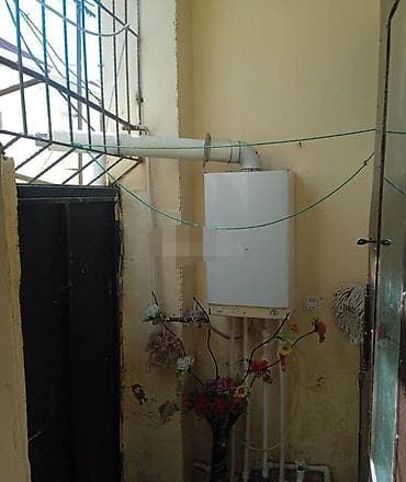 2 otaqli evlerin satisi: 40 kv. m, 2 otaqlı — 4