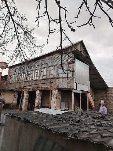 ucuz ev satilir: Yeni yenravan qesebesi 6 sot torpaq 2 metebe (köhne tikili ) 1 ci — 6