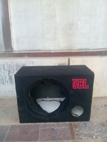 JBL markalı sabvufer korpusu - Tip: Avtomobil üçün sabvufer korpusu -