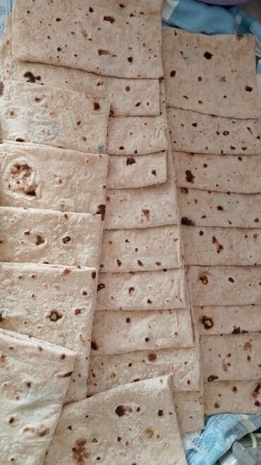 Məhsul:sac lavaşi (yuxa tipli nazik çörək) - Əllə yayılmış, nazik və