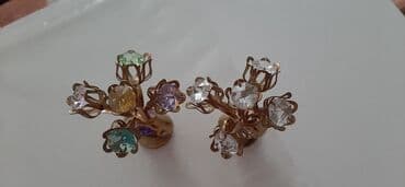 ваза под фрукты: Qızılı rəngdə, dekorativ güllərdən ibarət iki ədəd bəzək əşyası. Hər — 6