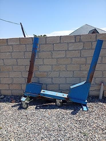 Avtoservis avadanlıqları: Məhsul: Avtomobil daşımaq üçün metal platforma və hidravlik qaldırıcı — 2