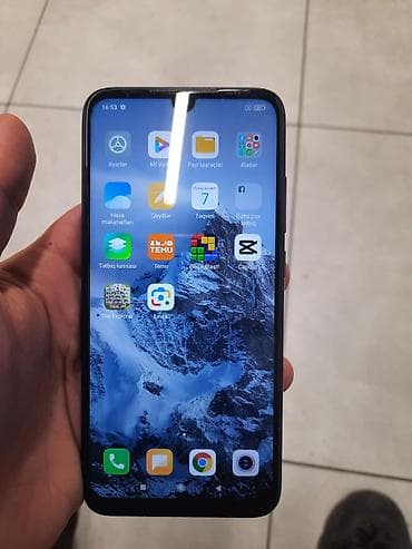 Xiaomi Redmi smartfon - Model: Redmi (arka qapaqda “48MP AI Dual