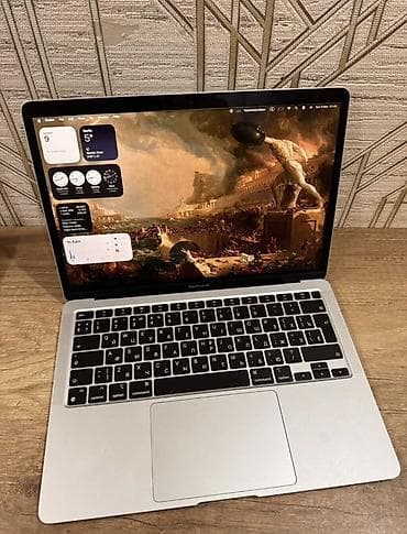Apple MacBook: Apple MacBook Air (13") – Gümüş rəng - Model: MacBook Air (13 düym) — 2