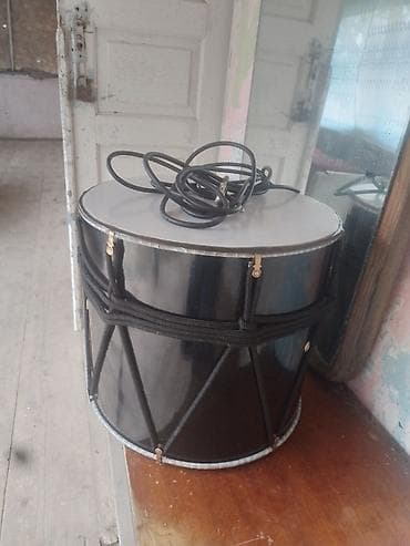 İdman və istirahət: Qara rəngli nağara – elektromaqnit pikaplı - Korpus: parlaq qara — 1