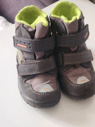 toxunma corablar: Çəkmələr, Uniseks, 22 — 1