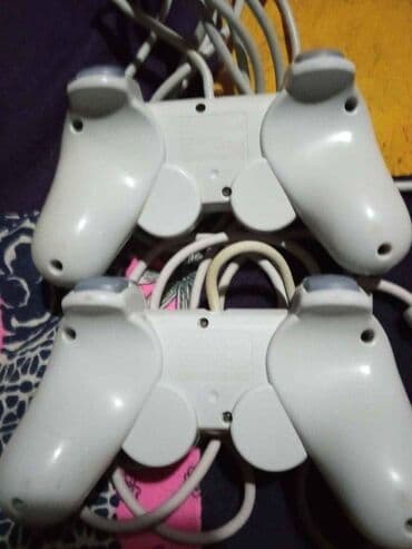ps5 joystick qiymeti: PS One джойстики оригинал,от Playstation 1 (цена за один 50 azn) В — 4