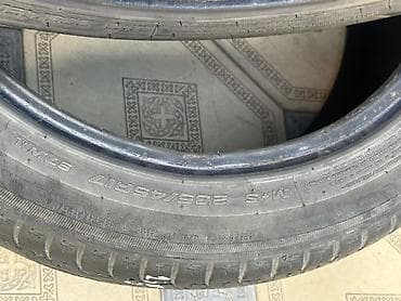 i30 disk: Şin 235 / 45 / R 17 — 8