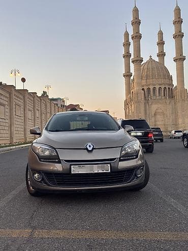 audi a5: Renault Megane: 2 l | 2013 il 214088 km Hetçbek — 4