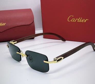 karl lagerfeld naocare: Cartier, hadiyya futlyari ile — 1