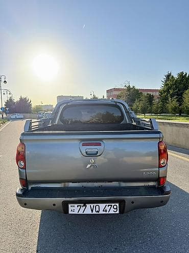 mitsubishi pikap: Mitsubishi L200: 2.5 l | 2015 il 279500 km Pikap — 6