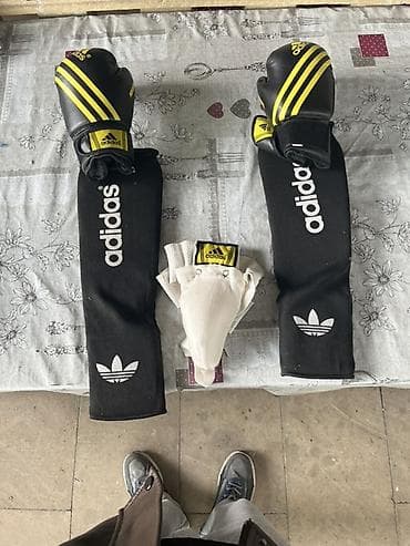 Əlcəklər: Adidas döyüş idmanları dəstı - Boks/karate üçün Adidas əlcəkləri – — 2