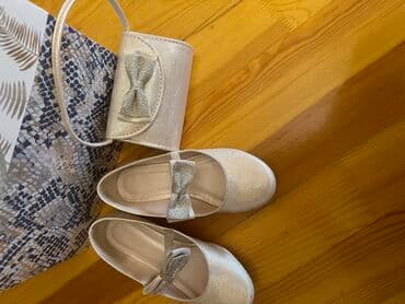 4rest uşaqlar üçün ortopedik ayaqqabılar: Accessories magazasindan aıinib 32 razmer geyinilib baja alinib 25 azn — 2