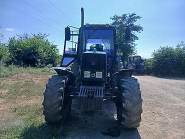 traktor foton: Belarus 1221 traktor + arxa asqılı torpaq frezesi/torpaq yumşaldıcı — 6