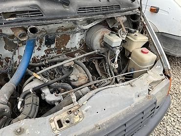 rustavi masin bazari 2021: Yükdaşıma üçün tentli furgonlu kiçik tonnajlı yük maşını.dizel — 3