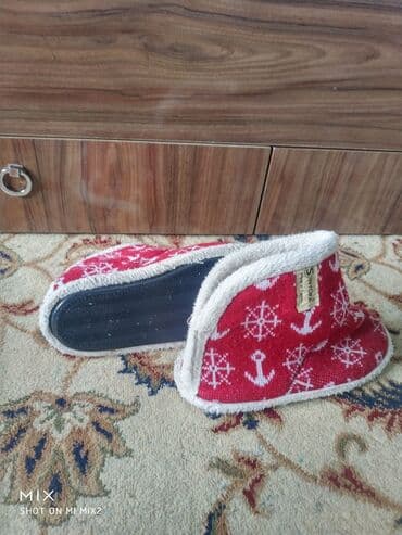 barya ayakkabı: Tərliklər, Ölçü: 39, rəng - Qırmızı, İşlənmiş — 5