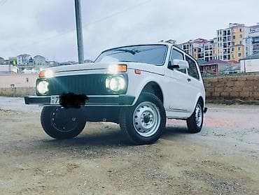 vaz 2107 kreditle satisi: VAZ (LADA) 4x4 Niva: 1.7 l | 2012 il 578000 km Ofrouder/SUV — 7