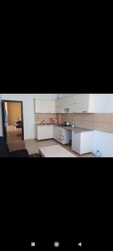 goranboyda ev: Yeni Yasamalda kısmet şadlıq sarayının yaxininda 3 otaqlı ev kirayə — 4