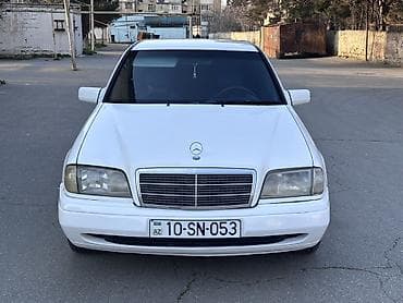 mercedes c180: Salam Hec bir problemi yoxdu bez detal mawindi Vuruq udardan sohbet — 1