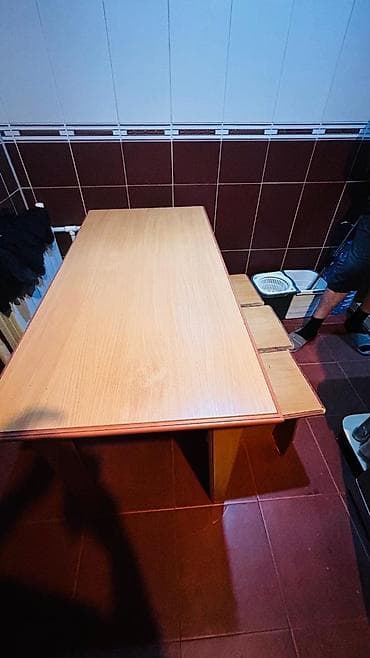 Mətbəx üçün, İşlənmiş, Açılmayan, Dördbucaq masa lalafo.az -da Mətbəx üçün, İşlənmiş, Açılmayan, Dördbucaq masa