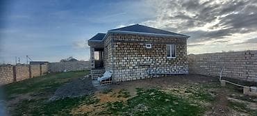 ev: Yeni tikilmiş həyət evi torpağı 6 sotdur . qoşa daş ilə tikilib — 3