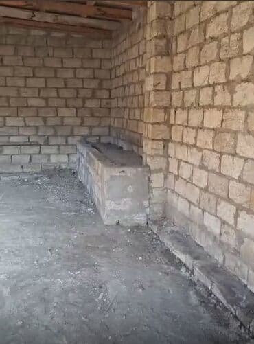 qaraçuxur: Sabunçu Bakıxanov Talkuçka bazarının yani Vedi marketin yani — 4