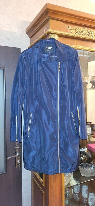 Plaş üst geyim. Tezedir. 120manata Türkiyeden alınıb. Deqiq almaq