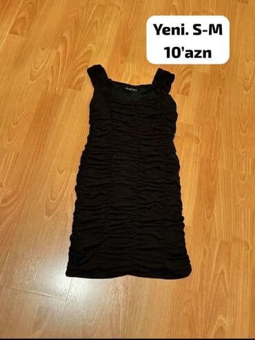 don qara: Qara qısa kokteyl donu. S-M — 2