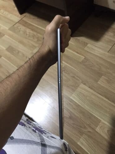 iphone 12 128gb kontakt home: Ipad 9 ideal vezziyetde isleyir ciziqlari var islemeyine mane yaratmir — 4