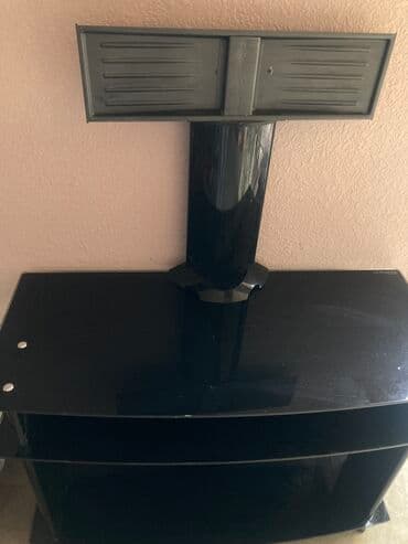 где купить матрицу для телевизора: Televizor altı qara reng.70m.Unvan Xırdalan. şüşənin uzunlugu 1m.eni — 1