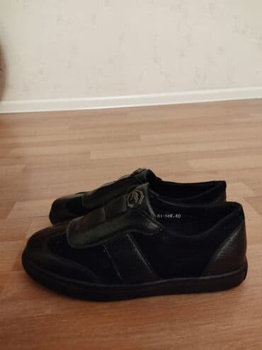 ayaqqabı мокасини: 2 cüt var 40 və 41.Təzədi geyinilmiyib — 2