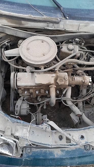 VAZ klassik seriyası üçün karbüratorlu benzin mühərriki - 4 silindrli