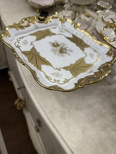 Tort və şiriniyyat qabı, rəng - Ağ, Farfor, Almaniya