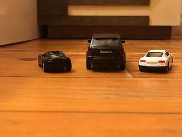 3 ədəd maşın, Land Rover Range Rover Sport, modeli RMZ City özü — 2