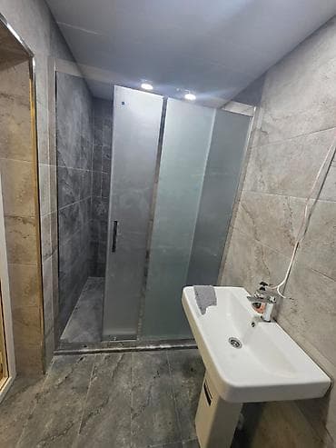 Şüşə duş kabinəsi və hamam aksesuarları - Tip: Sürgülü duş kabinəsi -