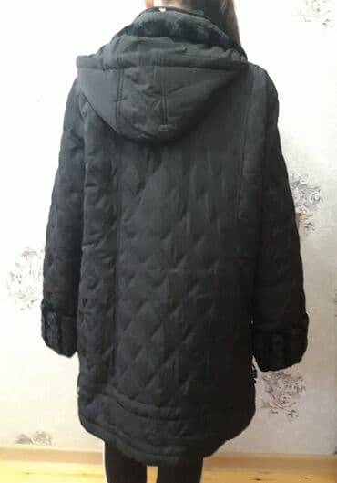 qadin ucun is elanlari: Qadin kurtkasi sirixli tezedi.cemi 1 defe geyinilib .Razmeri 60 -62 — 3