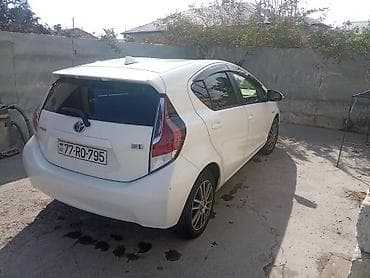 Avtomobil satışı: Toyota Aqua: 1.5 l | 2016 il Kabriolet — 4