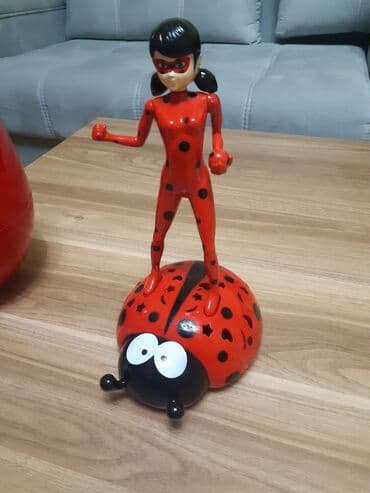 светящийся spinner (спиннер): Ladybug sevenler ucun. 3 batareyka ila ishlayir. Ideal vaziyyatda — 2