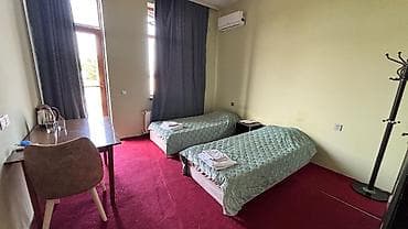 Qonaq evi otaqları – 2 və 4 nəfərlik Təklif: - İşıqlı, pəncərəli və