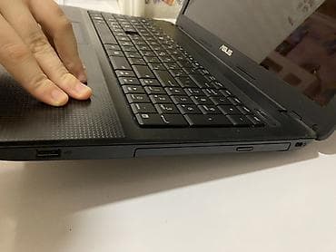 Noutbuk və netbuklar: ASUS noutbuk adapteridə varköhnədir biraz donur isteyene endirimdə — 3