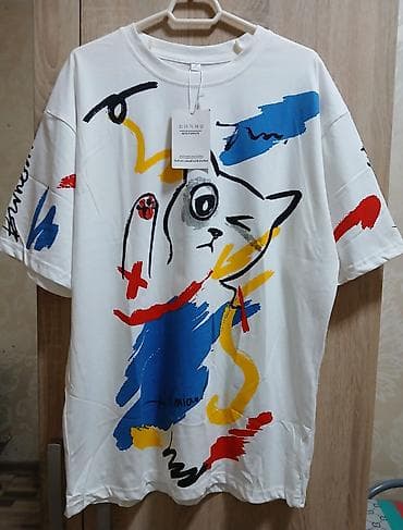 Ağ rəngli unisex T‑shirt – rəngli pişik printi - Material: yumşaq