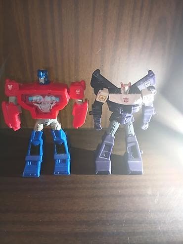 2si 5 manat tektek 1i 3manat Məhsul: Transformers mini fiqur dəsti (2